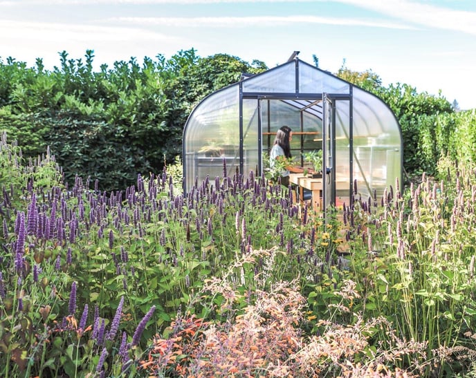 What are the differences between each style of Cross Country Greenhouse?